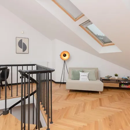 Apartman Praga Duplex Premium By Renters Prestige