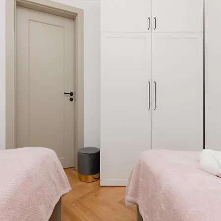 Praga Duplex Premium By Renters Prestige * Warschau