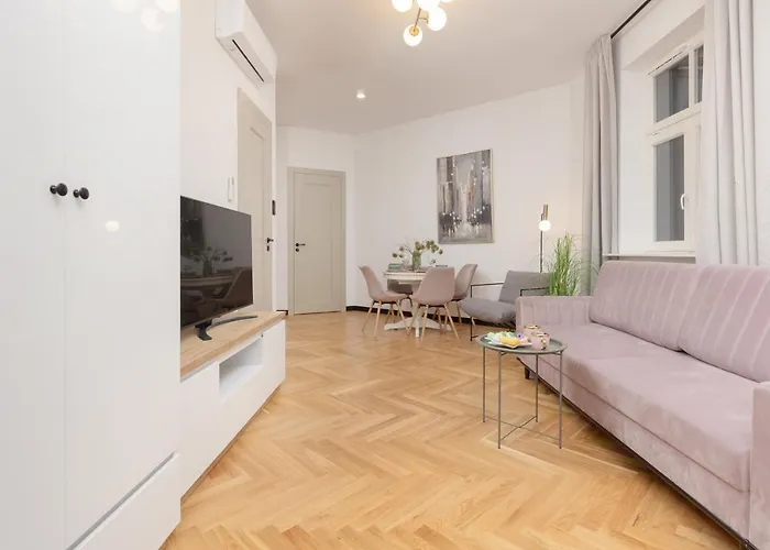 Praga Duplex Premium By Renters Prestige